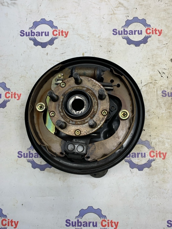 Ступица Subaru Forester SF5 EJ201 2001 задняя правая (б/у)