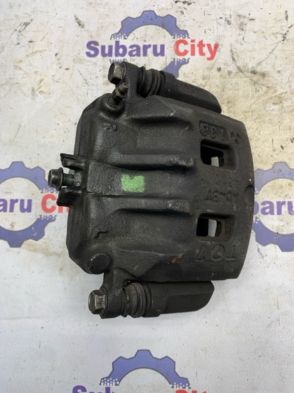 Суппорт Subaru Forester SF5 EJ201 2001 передний правый (б/у)