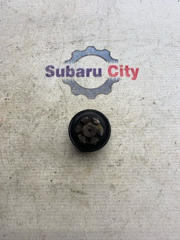 Шаровая опора Subaru Forester SF9 EJ254 2000 (б/у)