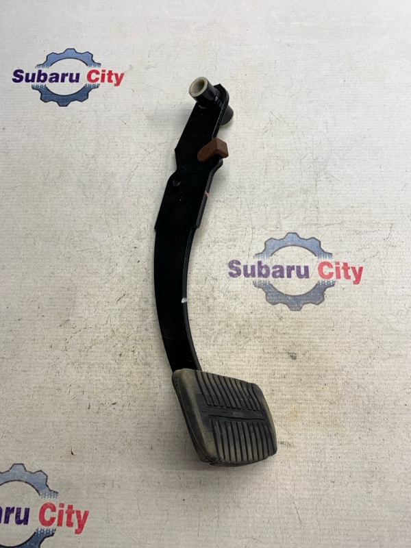 Педаль тормоза Subaru Legacy BP5 EJ20X 2006 (б/у)