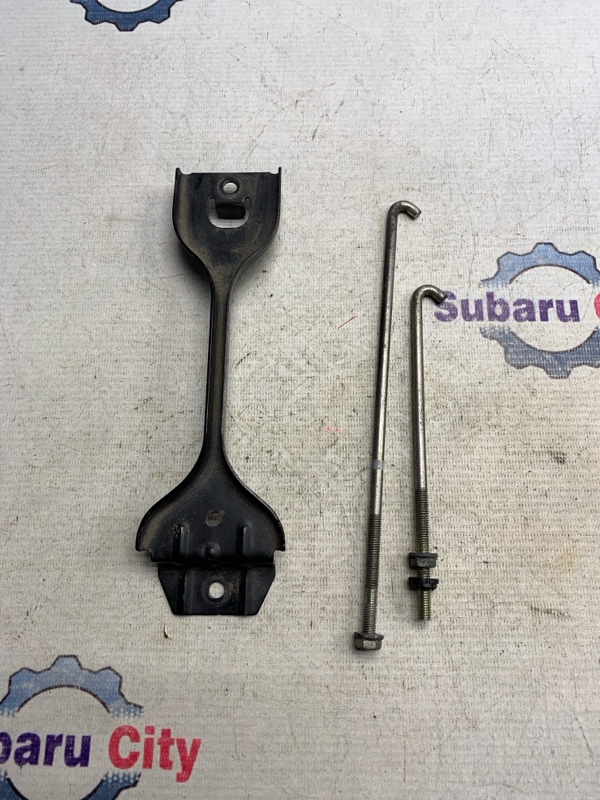 Крепление аккумулятора Subaru Legacy BP5 EJ20X 2006 (б/у)