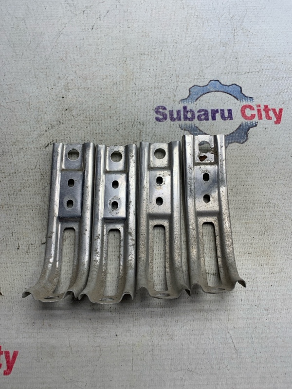 Крепление заднего бампера Subaru Legacy BP5 EJ20X 2006 (б/у)