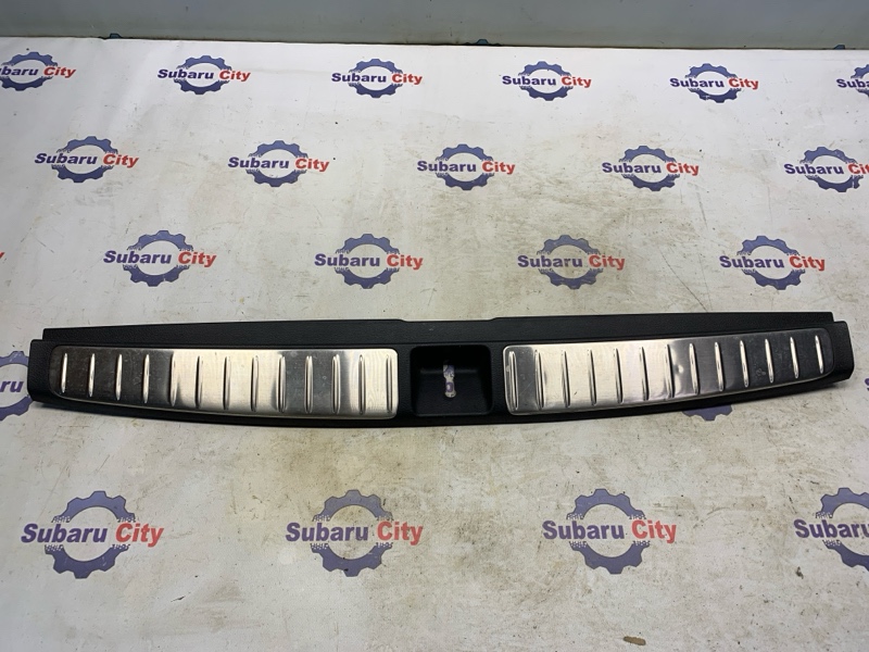Накладка в багажник Subaru Legacy BP5 EJ20X 2006 (б/у)