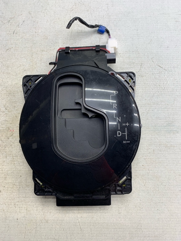 Рамка вокруг селектора АКПП Subaru Legacy BP5 EJ20X 2006 (б/у)