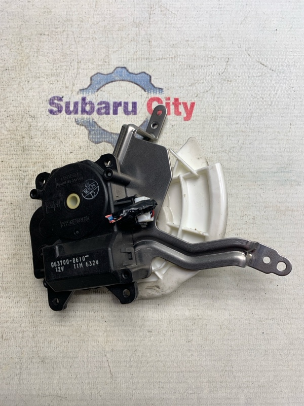 Сервопривод заслонки печки Subaru Legacy BP5 EJ20X 2006 (б/у)
