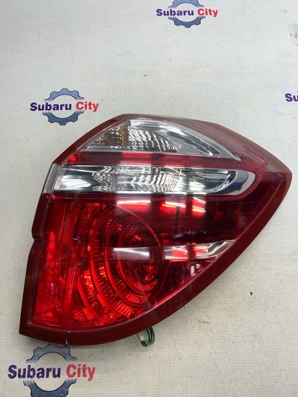 Стоп сигнал Subaru Legacy BP5 EJ20X 2006 правый (б/у)