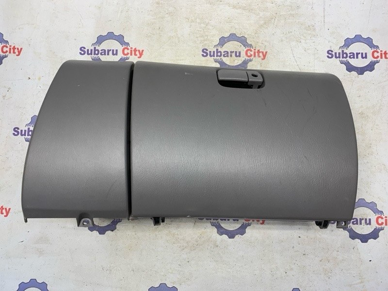 Бардачок Subaru Forester SF5 EJ201 2001 (б/у)