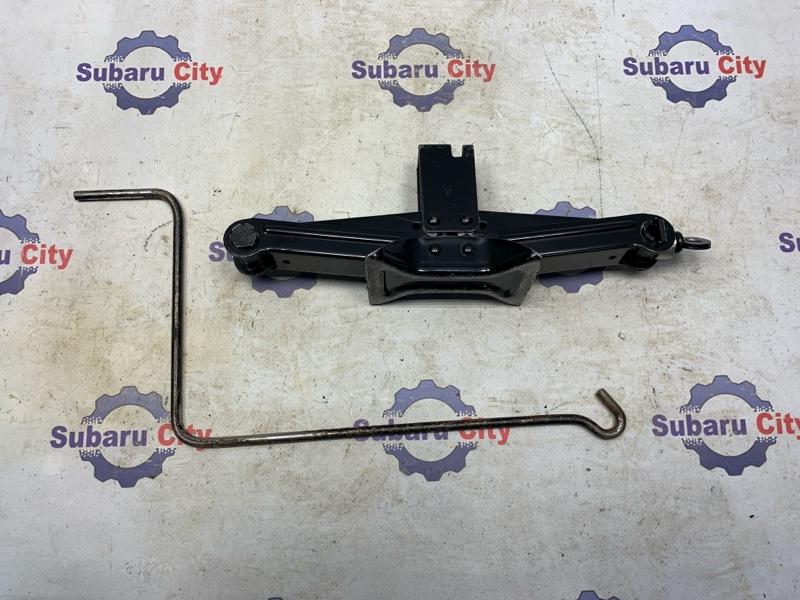 Домкрат Subaru Forester SF5 EJ201 2001 (б/у)