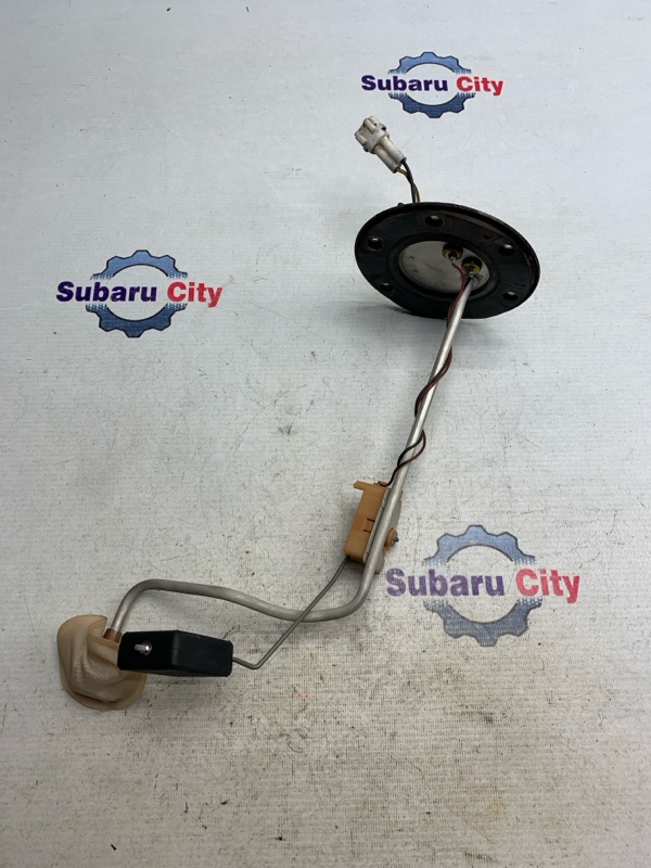 Датчик уровня топлива Subaru Forester SF5 EJ201 2001 (б/у)