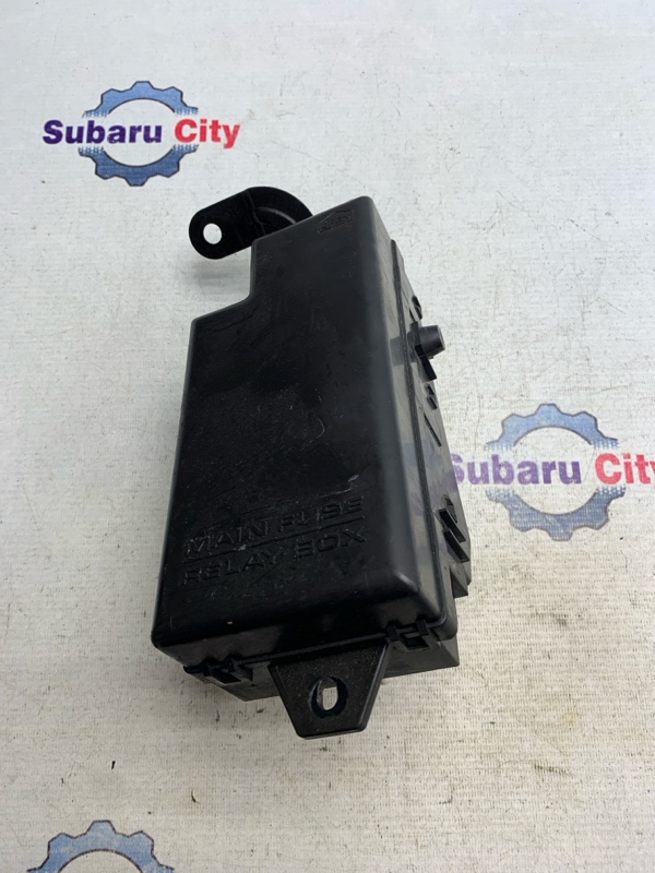 Блок предохранителей Subaru Forester SF5 EJ201 2001 (б/у)