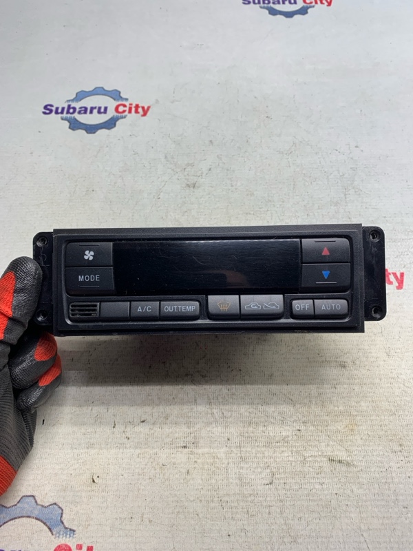 Блок климат контроля Subaru Forester SF5 EJ201 2001 (б/у)