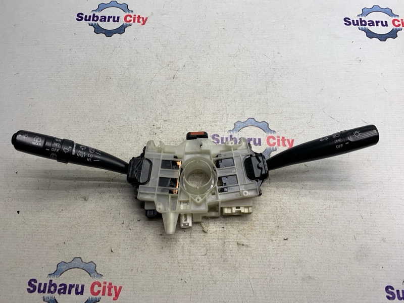 Блок подрулевых переключателей Subaru Forester SF5 EJ201 2001 (б/у)