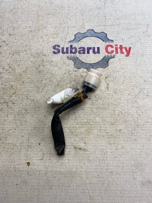 Разъем Subaru Forester SF9 EJ254 2000 (б/у)
