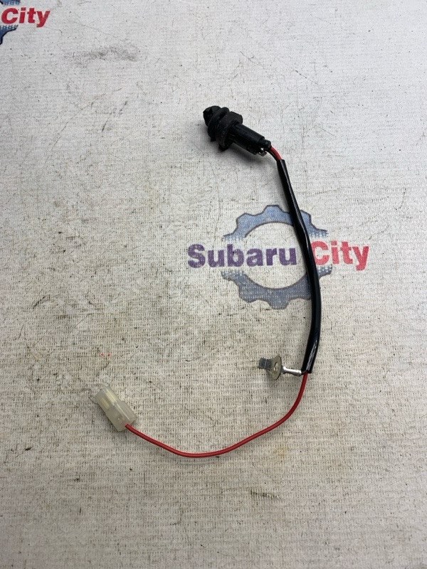 Концевик двери Subaru Forester SF9 EJ254 2000 передний (б/у)