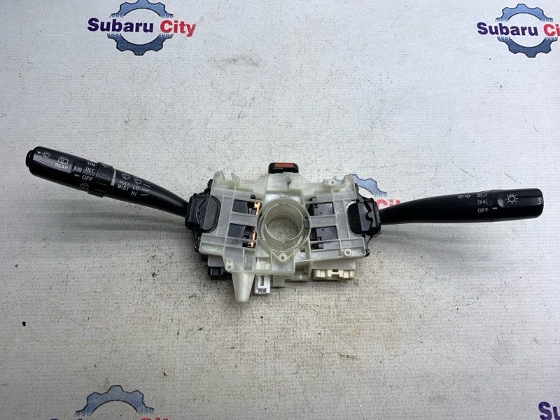 Блок подрулевых переключателей Subaru Forester SF9 EJ254 2000 (б/у)