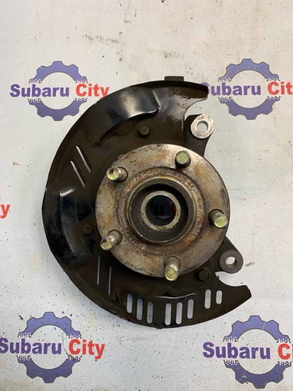 Ступица Subaru Forester SF5 EJ201 2001 передняя левая (б/у)