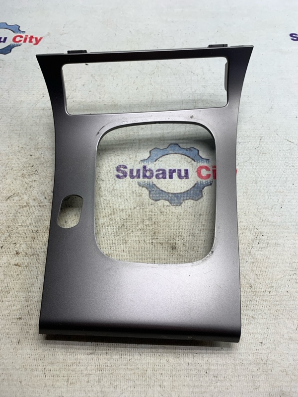 Рамка вокруг селектора АКПП Subaru Outback BP9 EJ253 2006 (б/у)