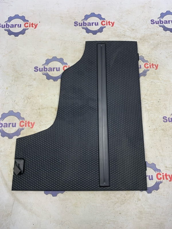Обшивка багажника Subaru Forester SG5 EJ203 2006 левая (б/у)