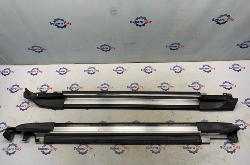 Подножка Subaru Forester SF5 EJ201 2001 (б/у)