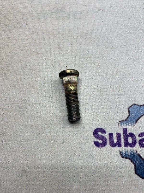 Шпилька ступицы Subaru Forester SF5 EJ201 2001 (б/у)