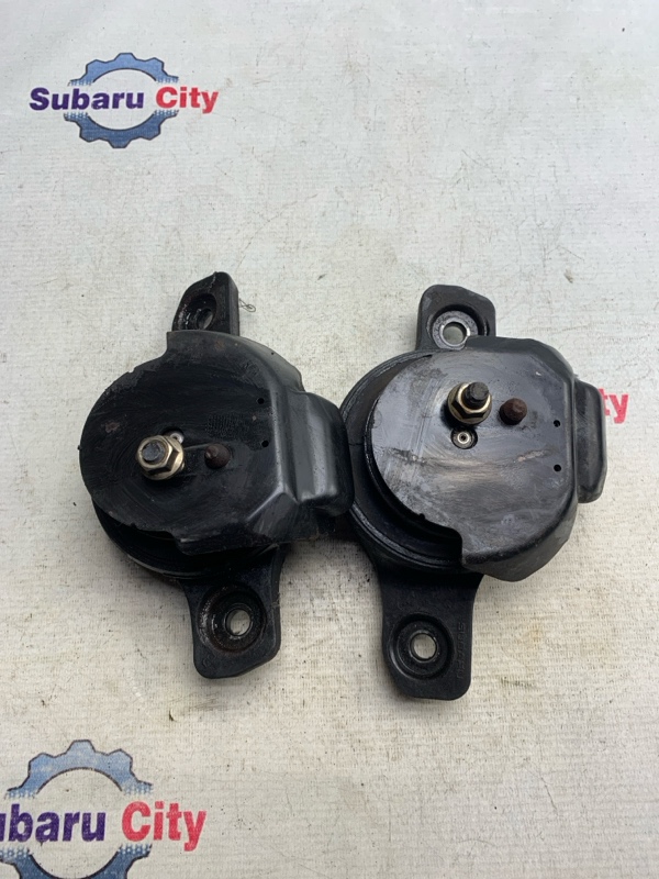 Подушка ДВС Subaru Legacy BP5 EJ20X 2004 (б/у)