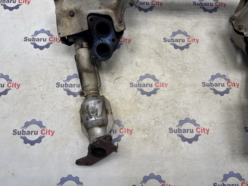 Выпускной коллектор Subaru Legacy BH5 EJ206
