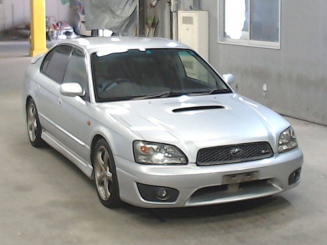 Автомобиль Subaru Legacy B4 BE5 EJ208 2001 года в разбор