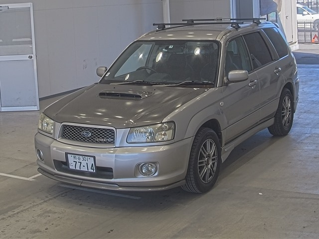 Автомобиль Subaru Forester SG5 EJ205 2004 года в разбор