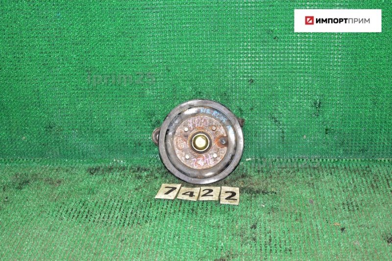 Ступица задняя правая Subaru R2 2005 RC1 EN07 контрактная