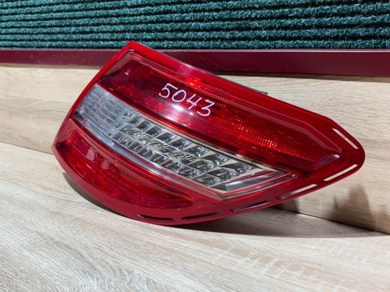Стоп-сигнал задний правый Mercedes-Benz C-CLASS W204 M271