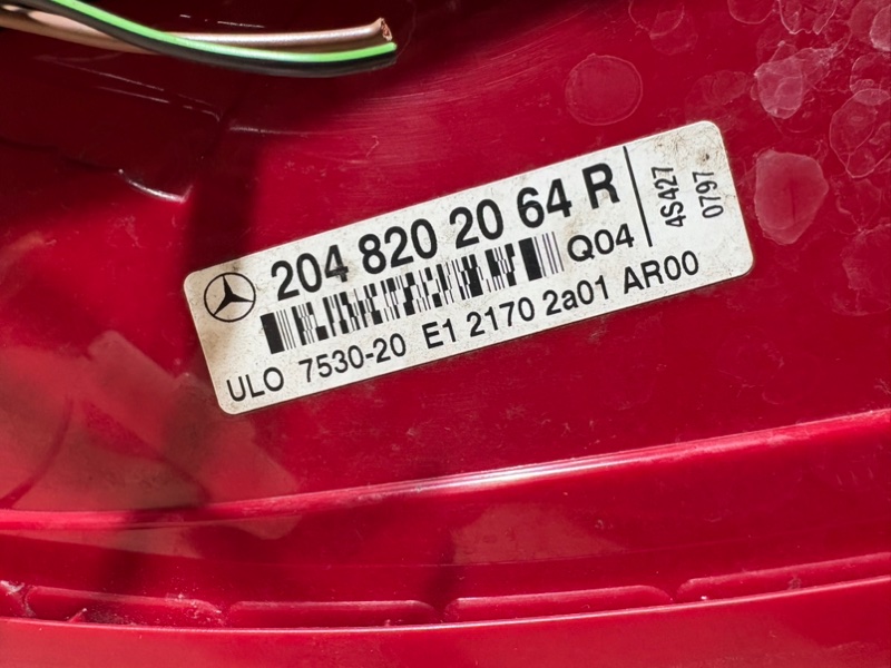 Стоп-сигнал задний правый C-CLASS W204 M271