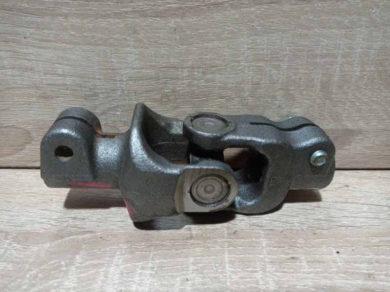 Рулевой карданчик Toyota AQUA NHP10 1NZFXE