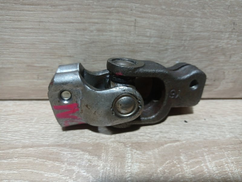 Рулевой карданчик VITZ 2002 NCP10 2NZFE