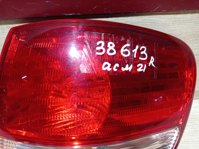 Стоп-сигнал задний правый Toyota IPSUM ACM21 2AZFE