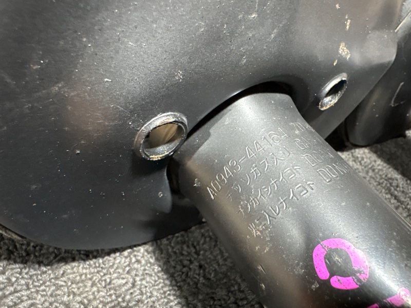 Стойка подвески передняя WISH 2005 ZNE10 1ZZFE Стойка подвески передняя WISH 2005 ZNE10 1ZZFE