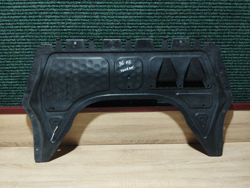 Защита двигателя Volkswagen TOURAN 2013 1TCAV CAV 1K0825237 контрактная
