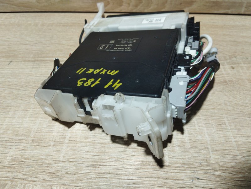 Блок предохранителей салонный AQUA 2022 MXPK11 M15AFXE