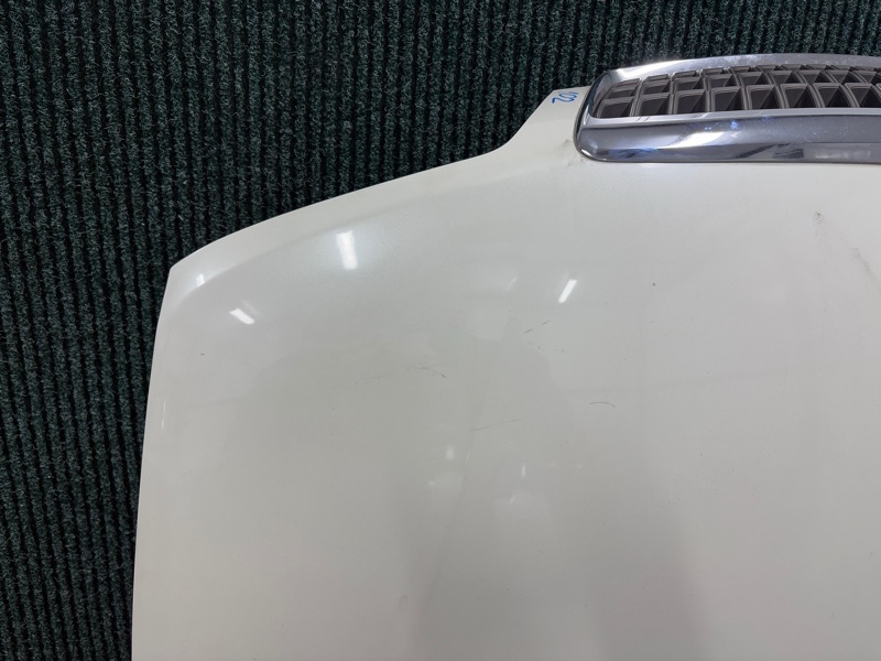 Капот Nissan LAUREL HC35 RB20DE