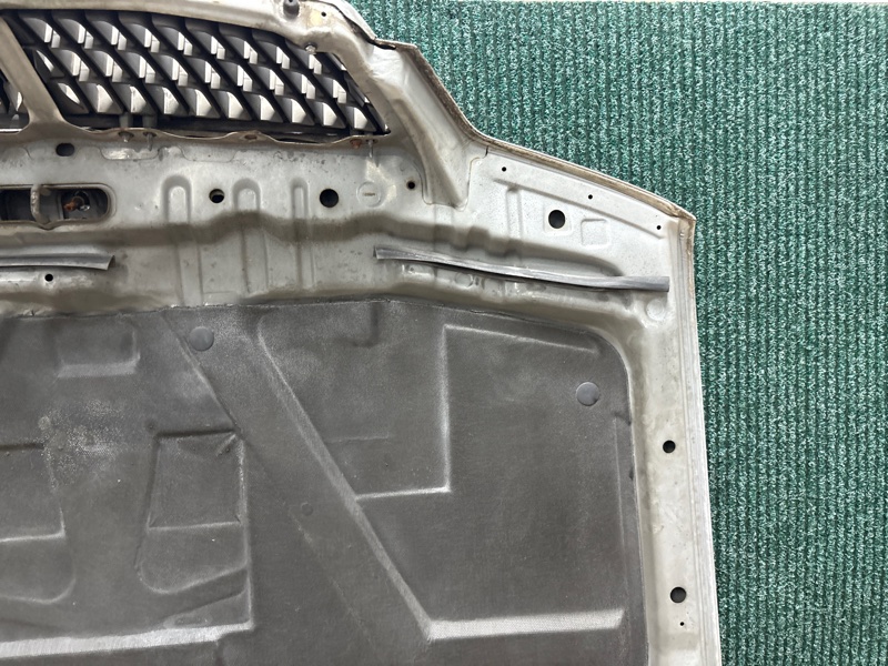 Капот LAUREL 2002 HC35 RB20DE