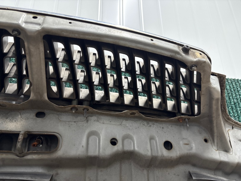 Капот LAUREL 2002 HC35 RB20DE