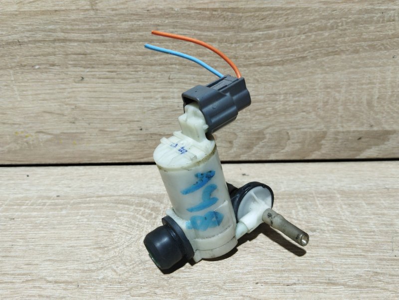 Мотор бачка омывателя LEAF 2015 AZE0 EM57