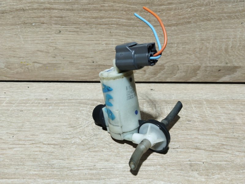 Мотор бачка омывателя LEAF 2015 AZE0 EM57