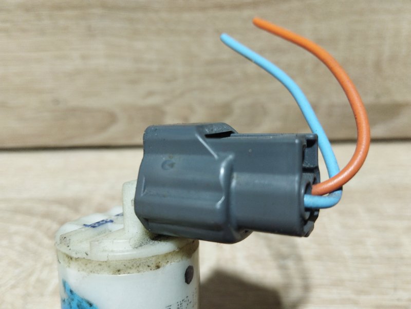 Мотор бачка омывателя LEAF 2015 AZE0 EM57