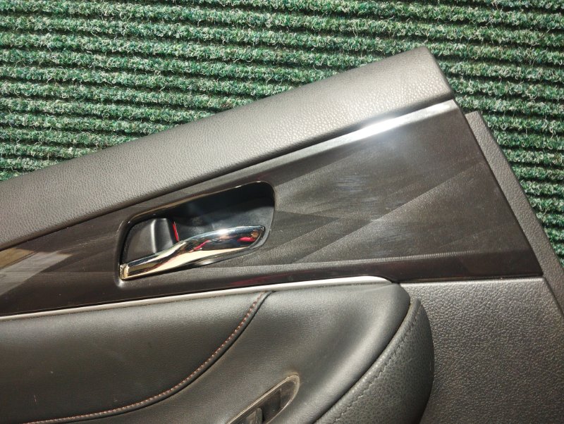 Обшивка двери задняя левая CROWN 2013 AWS210 2AR-FSE