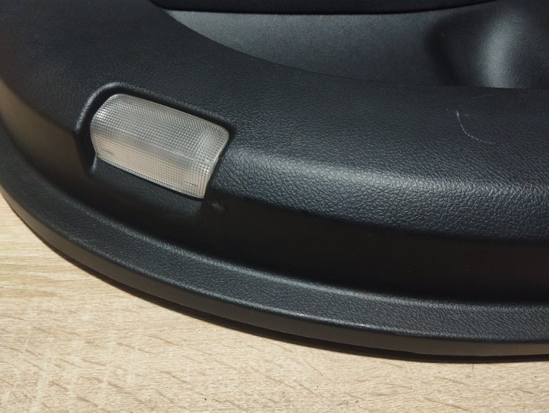 Обшивка двери задняя левая CROWN 2013 AWS210 2AR-FSE