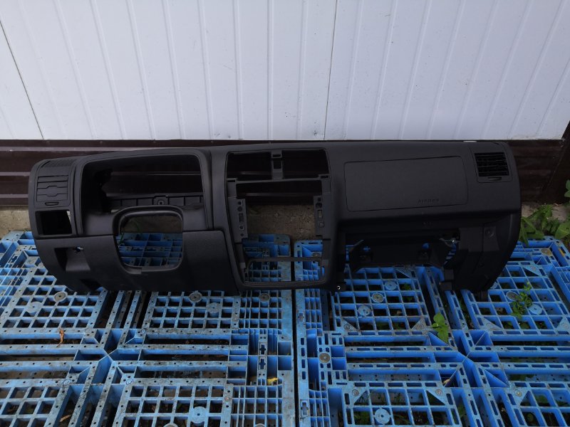 Торпедо Hummer H3 L52 (б/у) Торпедо Hummer H3 L52 (б/у)