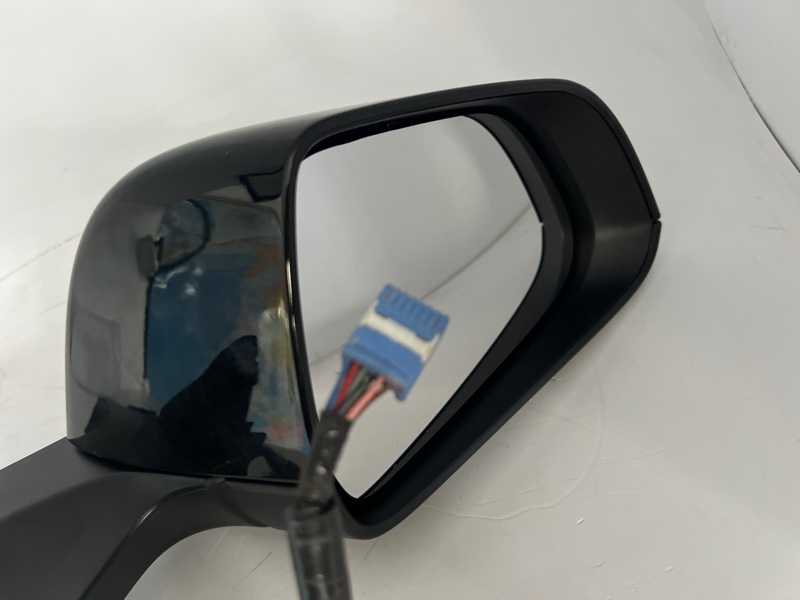 Зеркало переднее правое Model 3