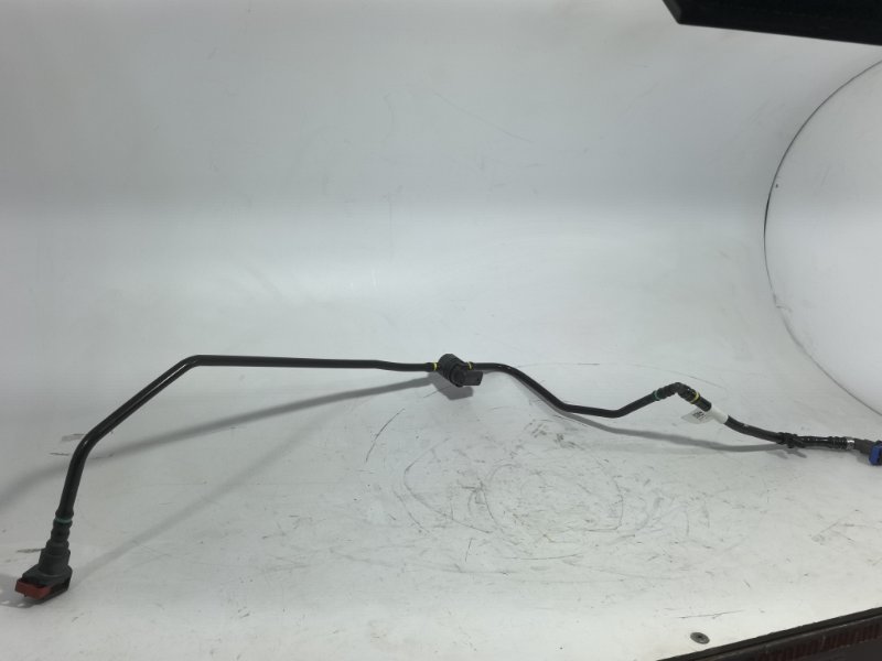 Трубка топливная Jeep Wrangler JL 68297642ad новая
