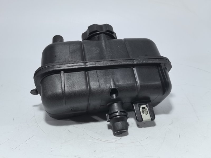 Бачок расширительный Wrangler JL