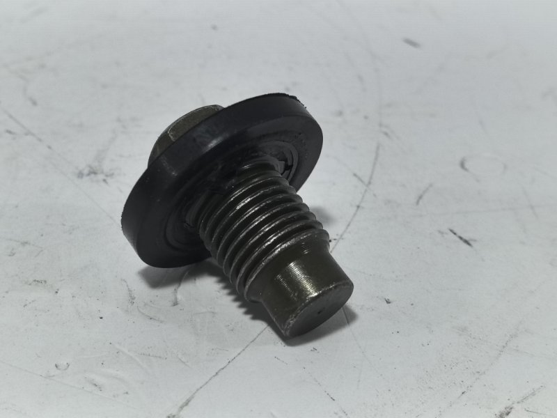 Пробка маслосливного отверстия Jeep Cherokee